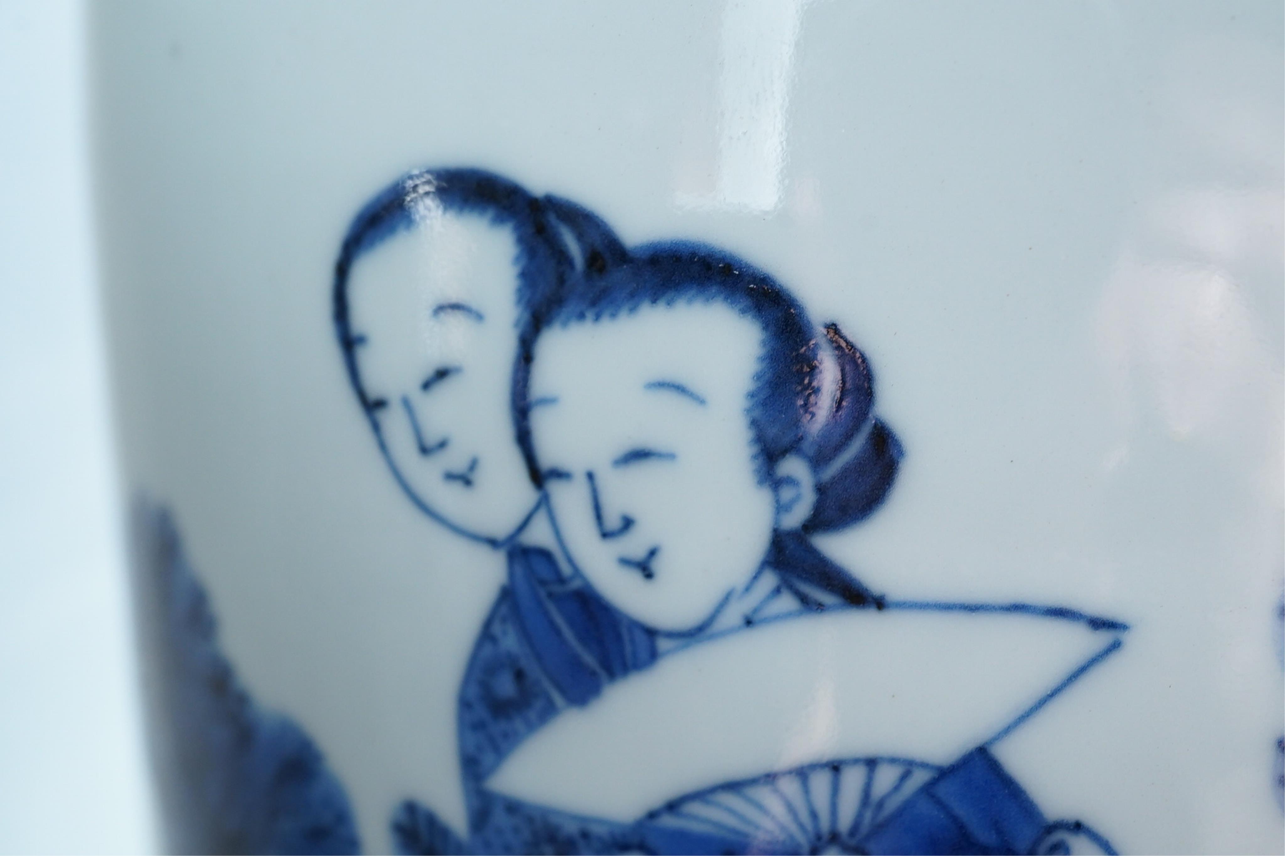 A Chinese Transitional blue and white ‘Ladies’ rolwagen vase, Chongzhen period (1627-1644)